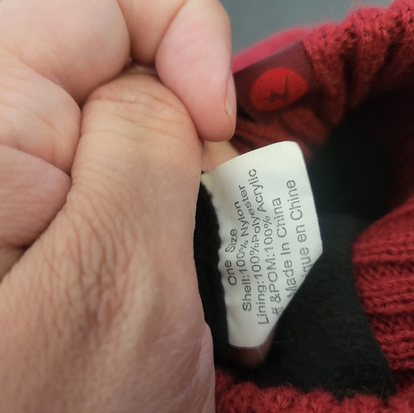 Marmot quilted pom beanie hat winter 100% nylon - Picture 3 of 6